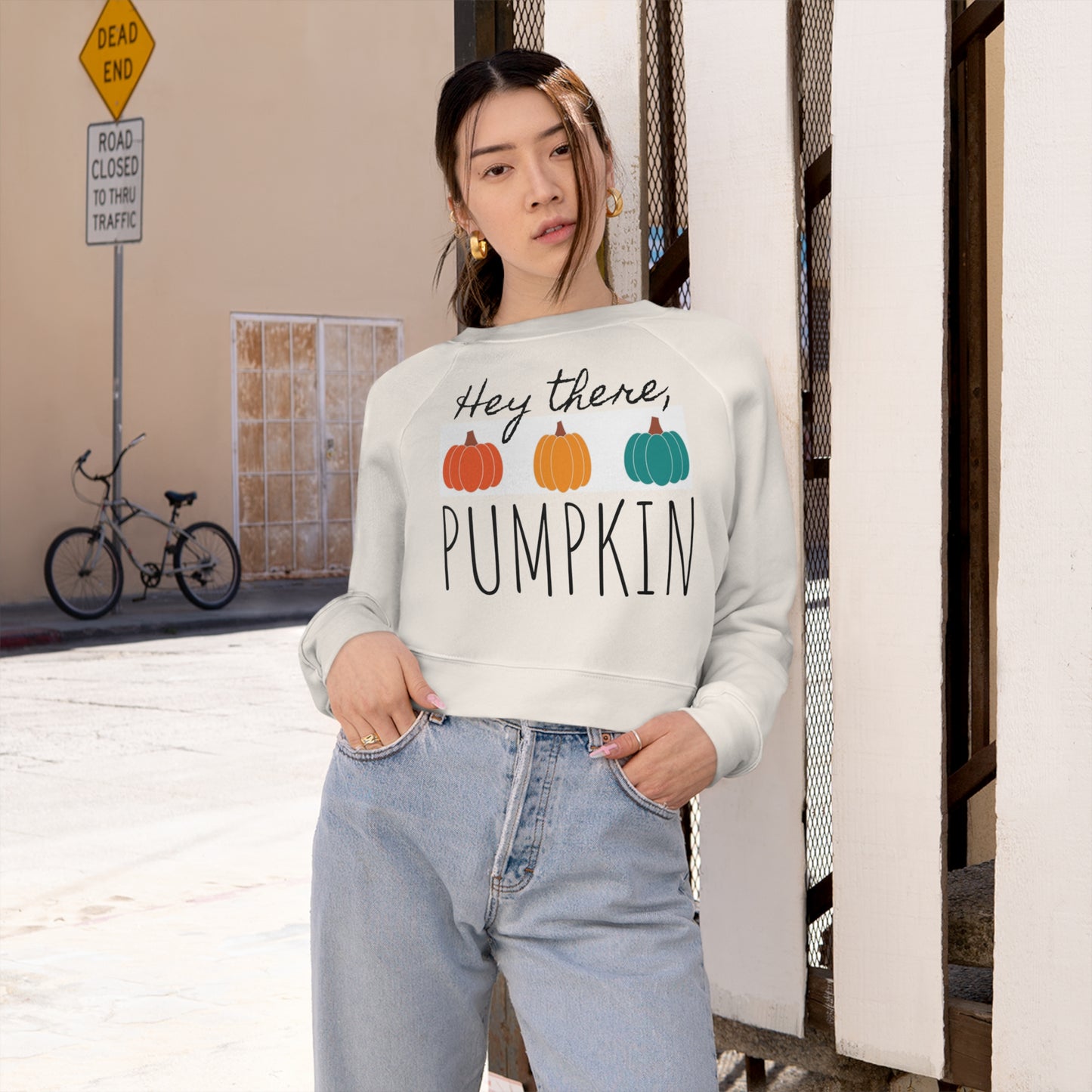 Hey there, Pumpkin // Women's Cropped Fleece Pullover